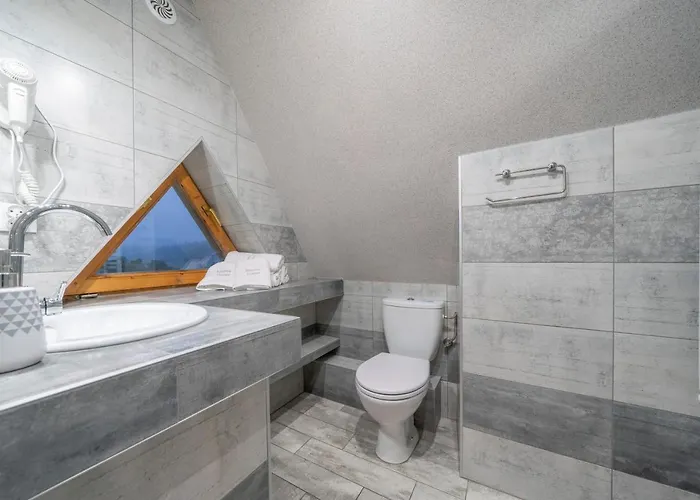 Hanusina זקופאנה