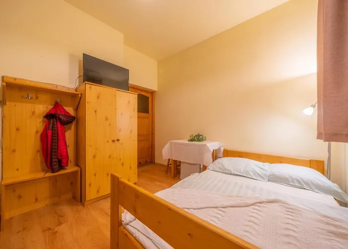 Hanusina * זקופאנה